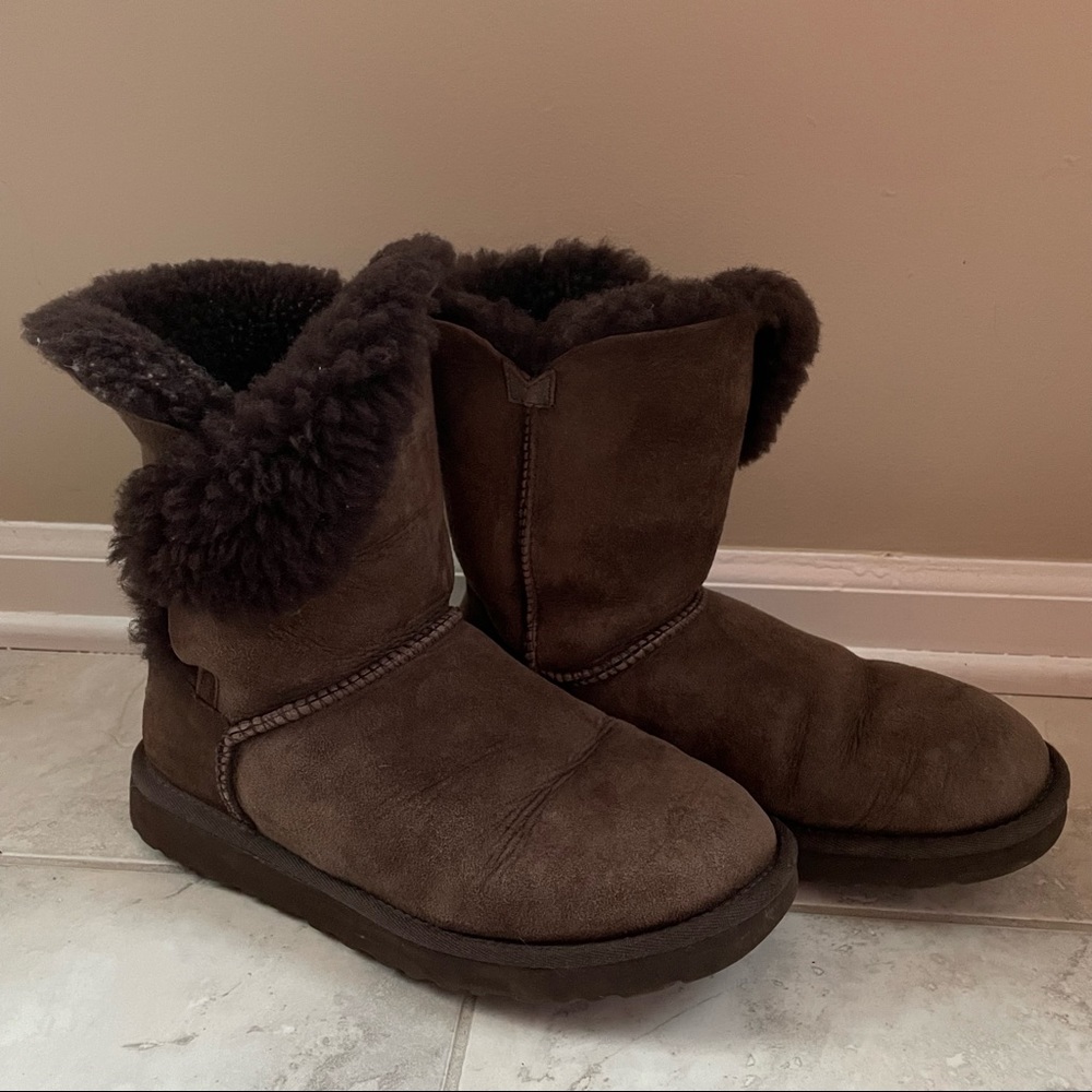 Women’s Chocolate Bailey Button Uggs